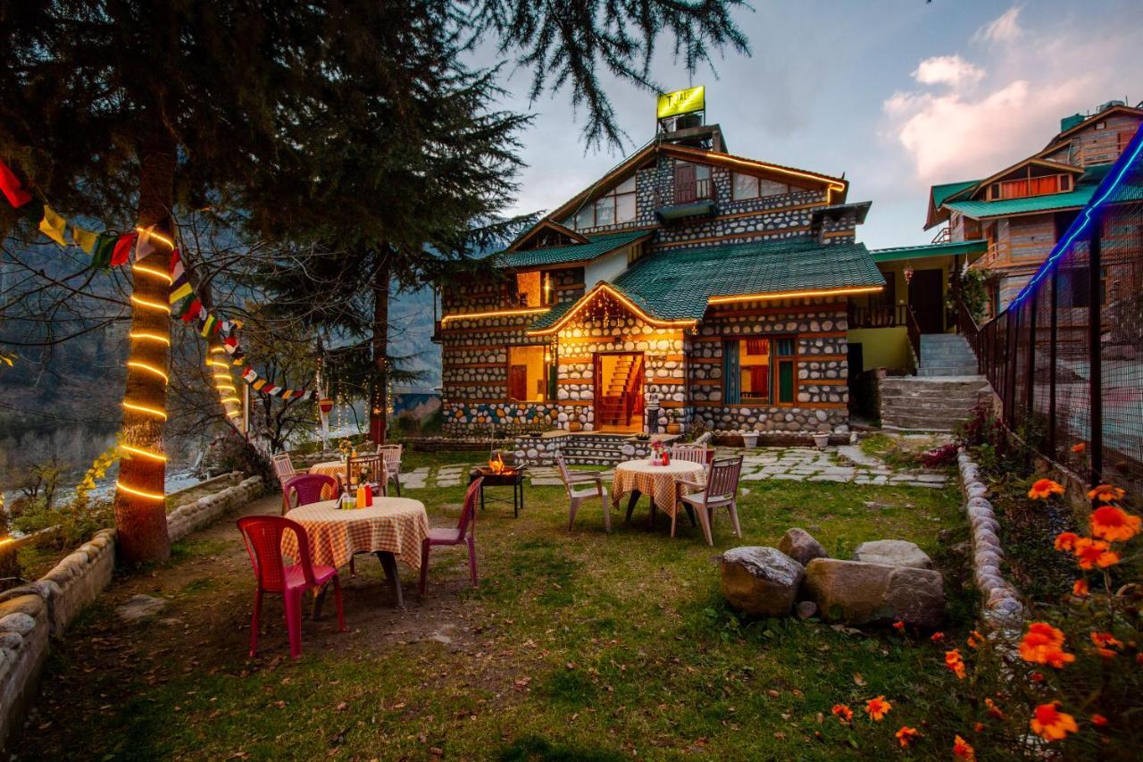 Hotel Tales N Trails Vashist Exteriér fotografie